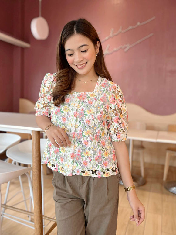 Larnee Premium Floral Eyelet Top