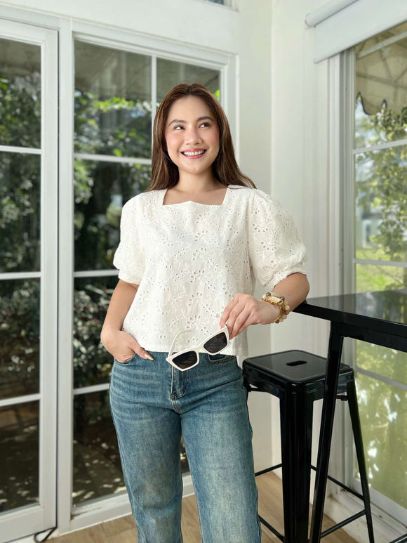 Mikee Premium Eyelet Top