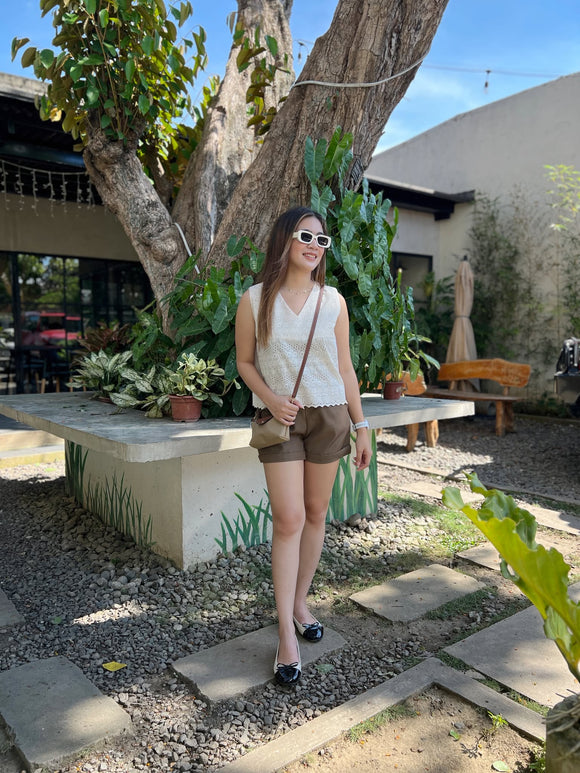 Petunia Premium Eyelet Top