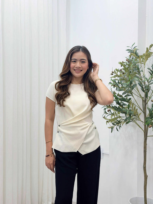 Lilith Cut-Out Knit Top