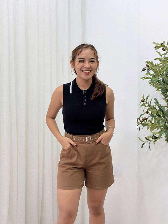 Rezan Collared Knit Top