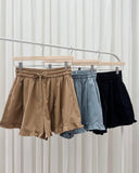 Lorie Garterized Shorts