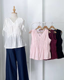 Erelyn V-Neck Ruched Top