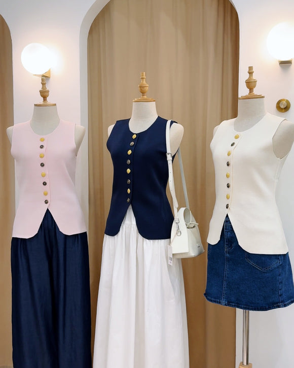 Evadelle Premium Buttondown Knit Top